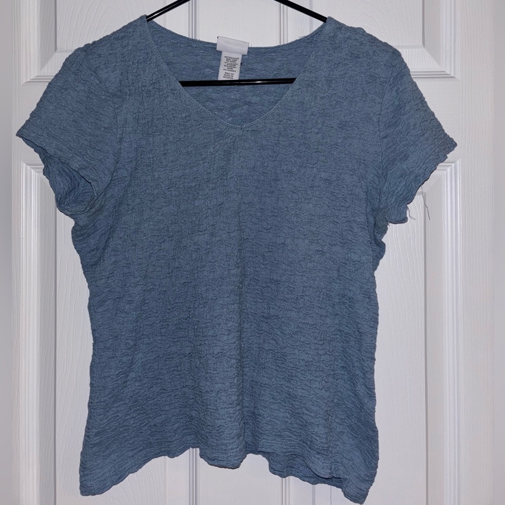 Jaclyn Smith Blue Textured Short Sleeve Top – Women’s Small